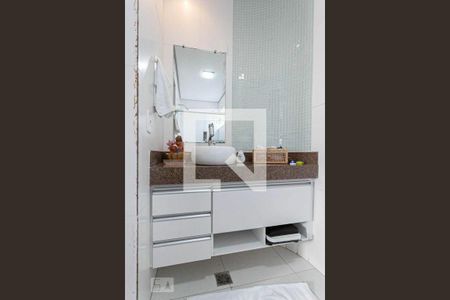 Casa à venda com 523m², 5 quartos e 3 vagas