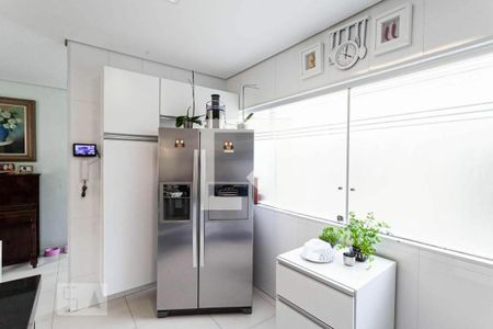 Casa à venda com 523m², 5 quartos e 3 vagas