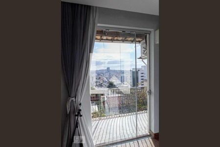 Casa à venda com 523m², 5 quartos e 3 vagas