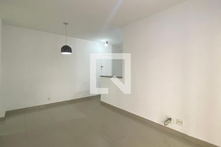 Apartamento para alugar com 72m², 2 quartos e 1 vagaSala