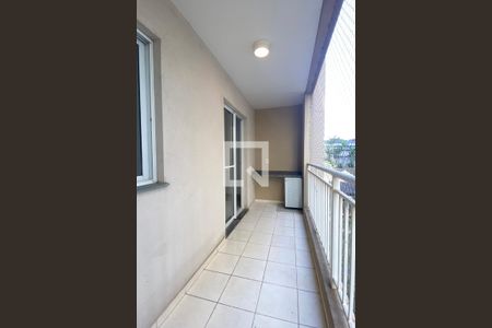 Apartamento para alugar com 72m², 2 quartos e 1 vagaVaranda