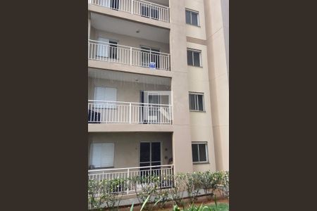 Apartamento para alugar com 72m², 2 quartos e 1 vagaFachada