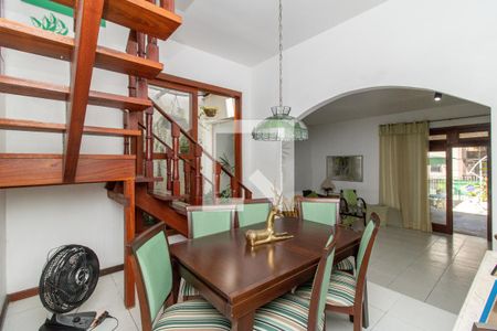 SALA de casa à venda com 4 quartos, 248m² em Jardim Guanabara, Rio de Janeiro