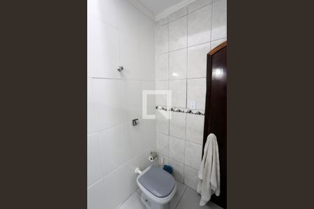 Casa à venda com 160m², 4 quartos e 8 vagasBanheiro da Suíte