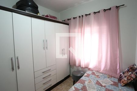 Casa à venda com 160m², 4 quartos e 8 vagasQuarto 2