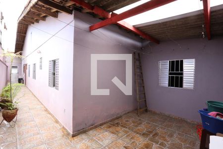Casa à venda com 160m², 4 quartos e 8 vagasQuintal
