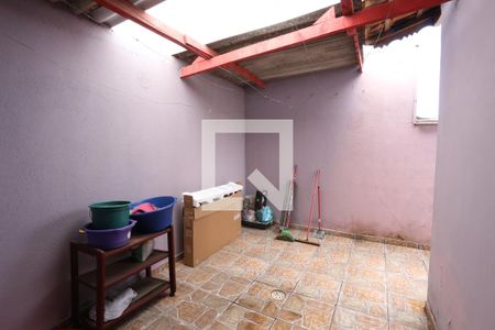 Casa à venda com 160m², 4 quartos e 8 vagasQuintal