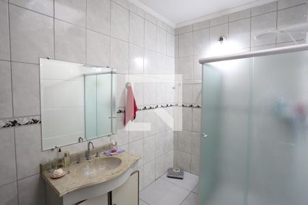 Casa à venda com 160m², 4 quartos e 8 vagasBanheiro da Suíte