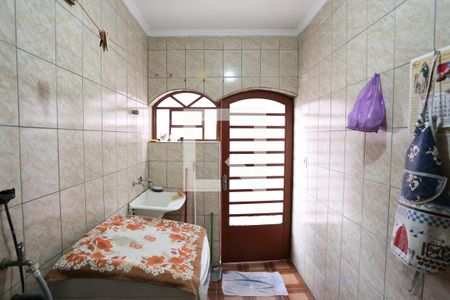 Casa à venda com 160m², 4 quartos e 8 vagasÁrea de Serviço