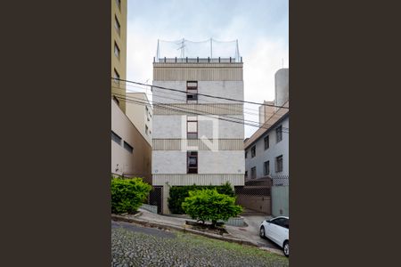 Apartamento para alugar com 100m², 3 quartos e 1 vagaFachada