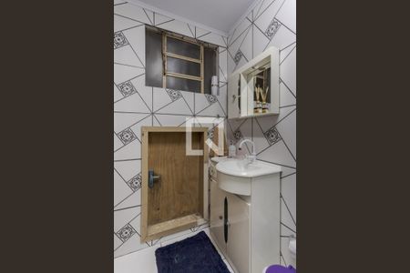 Apartamento à venda com 66m², 3 quartos e sem vaga Apartamento à venda com 66m², 3 quartos e sem vagaBanheiro