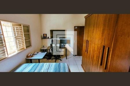 Casa à venda com 202m², 4 quartos e 3 vagas