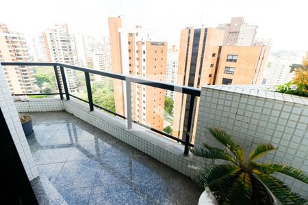 Varanda da Sala de apartamento para alugar com 2 quartos, 360m² em Vila Suzana, São Paulo