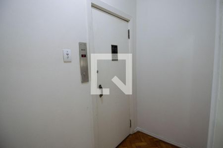 Hall de Elevador de apartamento à venda com 4 quartos, 220m² em Leme, Rio de Janeiro