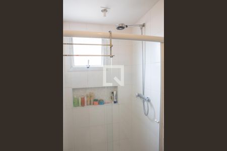 Apartamento à venda com 76m², 2 quartos e 2 vagasBanheiro da Suíte
