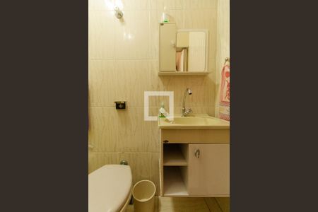 Casa à venda com 98m², 3 quartos e 1 vagaBanheiro