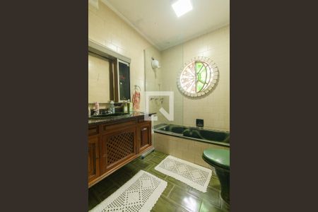 Casa à venda com 98m², 3 quartos e 1 vagaBanheiro do Quarto 1