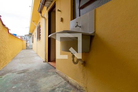 Casa para alugar com 43m², 1 quarto e 1 vagaÁrea de Serviço