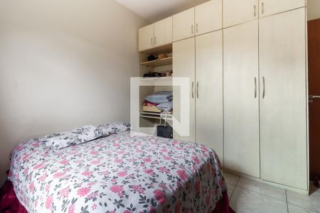 Casa à venda com 210m², 6 quartos e 2 vagas Casa à venda com 210m², 6 quartos e 2 vagasCasa 2 - Quarto 2