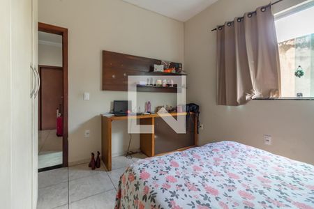 Casa à venda com 210m², 6 quartos e 2 vagas Casa à venda com 210m², 6 quartos e 2 vagasCasa 2 - Quarto 2