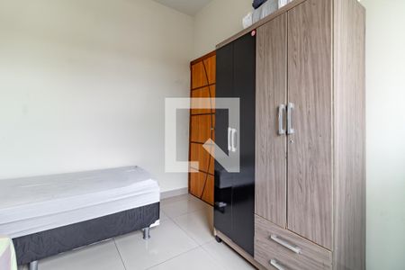 Casa à venda com 210m², 6 quartos e 2 vagas Casa à venda com 210m², 6 quartos e 2 vagasCasa 1 - Quarto 3