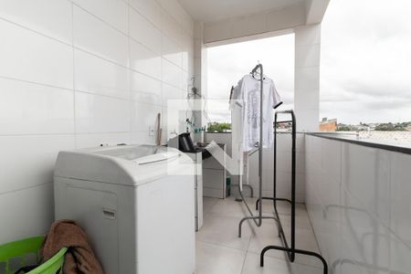 Casa à venda com 210m², 6 quartos e 2 vagas Casa à venda com 210m², 6 quartos e 2 vagasCasa 1 - Área de Serviço