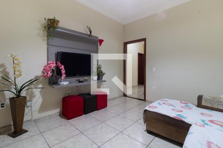 Casa à venda com 210m², 6 quartos e 2 vagas Casa à venda com 210m², 6 quartos e 2 vagasCasa 2 - Sala