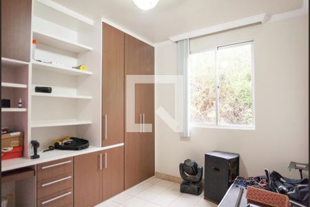 quarto 1 de apartamento à venda com 3 quartos, 78m² em Quintas Ii, Nova Lima
