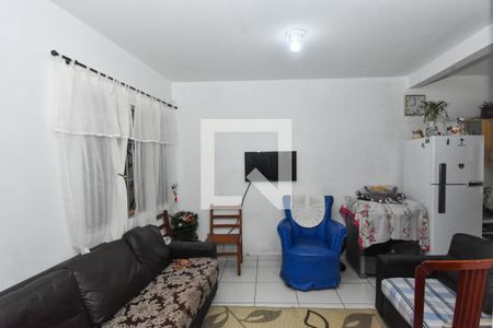 Sala de casa para alugar com 2 quartos, 150m² em Vila Elze, São Paulo