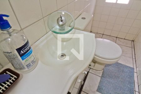 Lavabo de casa para alugar com 3 quartos, 180m² em Vila Albertina, São Paulo
