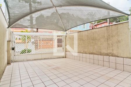 Garagem de casa para alugar com 3 quartos, 180m² em Vila Albertina, São Paulo