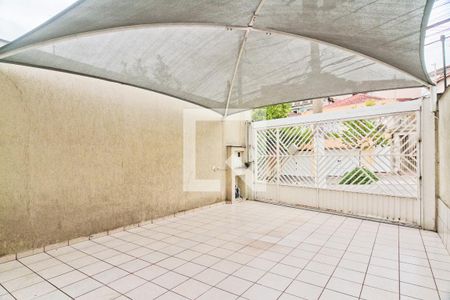 Garagem de casa para alugar com 3 quartos, 180m² em Vila Albertina, São Paulo