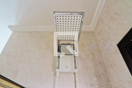 Banheiro da Suíte de casa para alugar com 3 quartos, 180m² em Vila Albertina, São Paulo