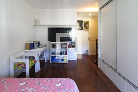 Apartamento à venda com 114m², 2 quartos e 1 vaga Apartamento à venda com 114m², 2 quartos e 1 vagaSuíte