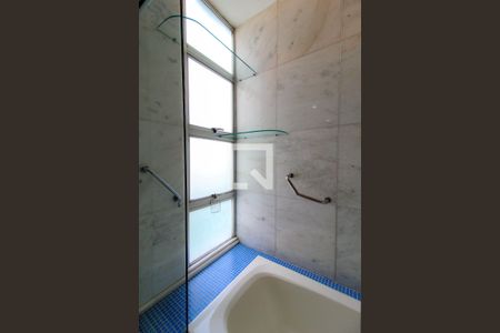 Apartamento à venda com 114m², 2 quartos e 1 vaga Apartamento à venda com 114m², 2 quartos e 1 vagaBanheiro da Suíte