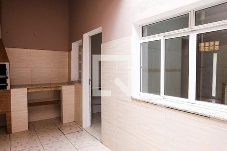 Casa à venda com 210m², 3 quartos e 2 vagas