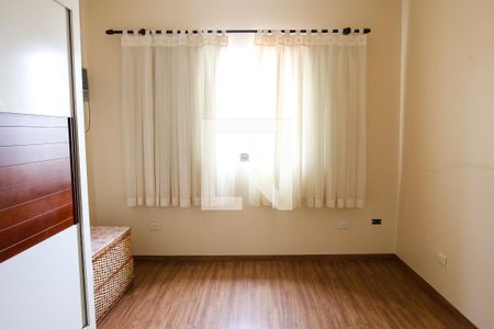 Casa à venda com 210m², 3 quartos e 2 vagas