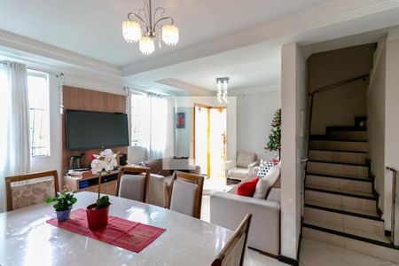 Sala de casa à venda com 3 quartos, 125m² em Ouro Preto, Belo Horizonte