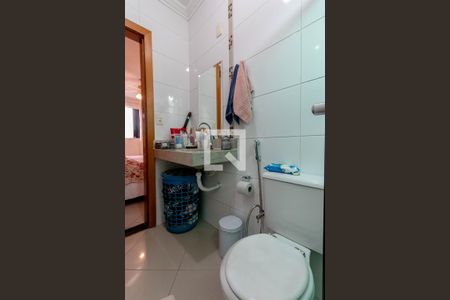 Casa à venda com 125m², 3 quartos e 2 vagas Casa à venda com 125m², 3 quartos e 2 vagasBanheiro da Suíte