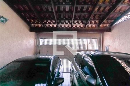 Casa à venda com 230m², 3 quartos e 2 vagas Casa à venda com 230m², 3 quartos e 2 vagasGaragem