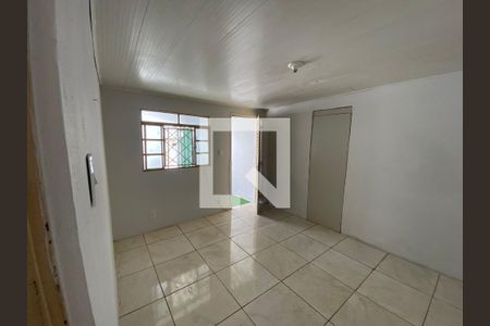 Casa para alugar com 80m², 1 quarto e 1 vaga Casa para alugar com 80m², 1 quarto e 1 vagaSala