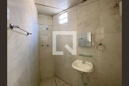 Casa para alugar com 80m², 1 quarto e 1 vaga Casa para alugar com 80m², 1 quarto e 1 vagaBanheiro