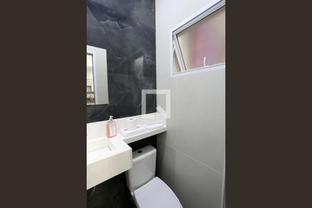 Casa à venda com 278m², 3 quartos e 4 vagasLavabo da Área Gourmet