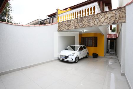 Casa à venda com 278m², 3 quartos e 4 vagasGaragem