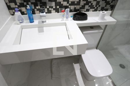 Casa à venda com 278m², 3 quartos e 4 vagasBanheiro da Suíte 