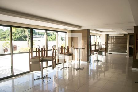 Apartamento para alugar com 52m², 2 quartos e 1 vagaÁrea comum - Salão de festas