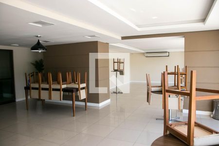 Apartamento para alugar com 52m², 2 quartos e 1 vagaÁrea comum - Salão de festas