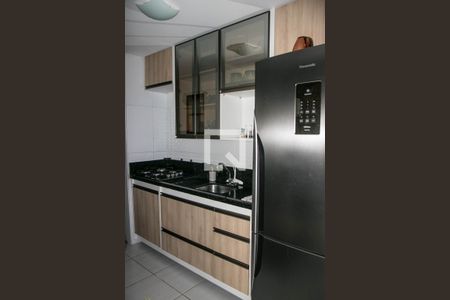 Cozinha de apartamento para alugar com 2 quartos, 52m² em Parque Bela Vista, Salvador
