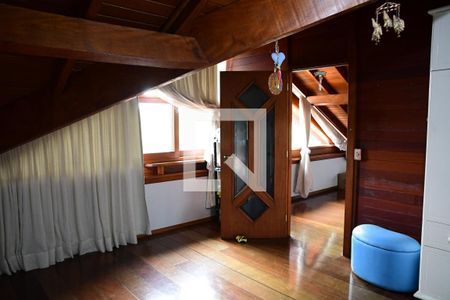 Casa de condomínio para alugar com 450m², 7 quartos e 4 vagasQuarto 6 