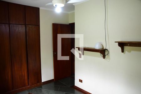 Casa de condomínio para alugar com 450m², 7 quartos e 4 vagasQuarto 4 